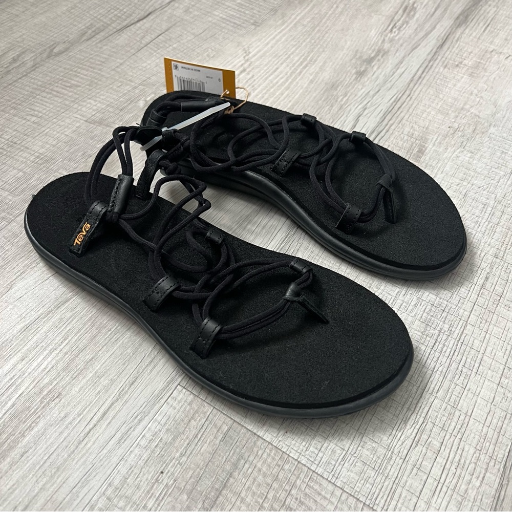 NEW TEVA Women's Voya Infinity Sandal Black Strappy Comfortable Size 9 - Picture 10 of 16